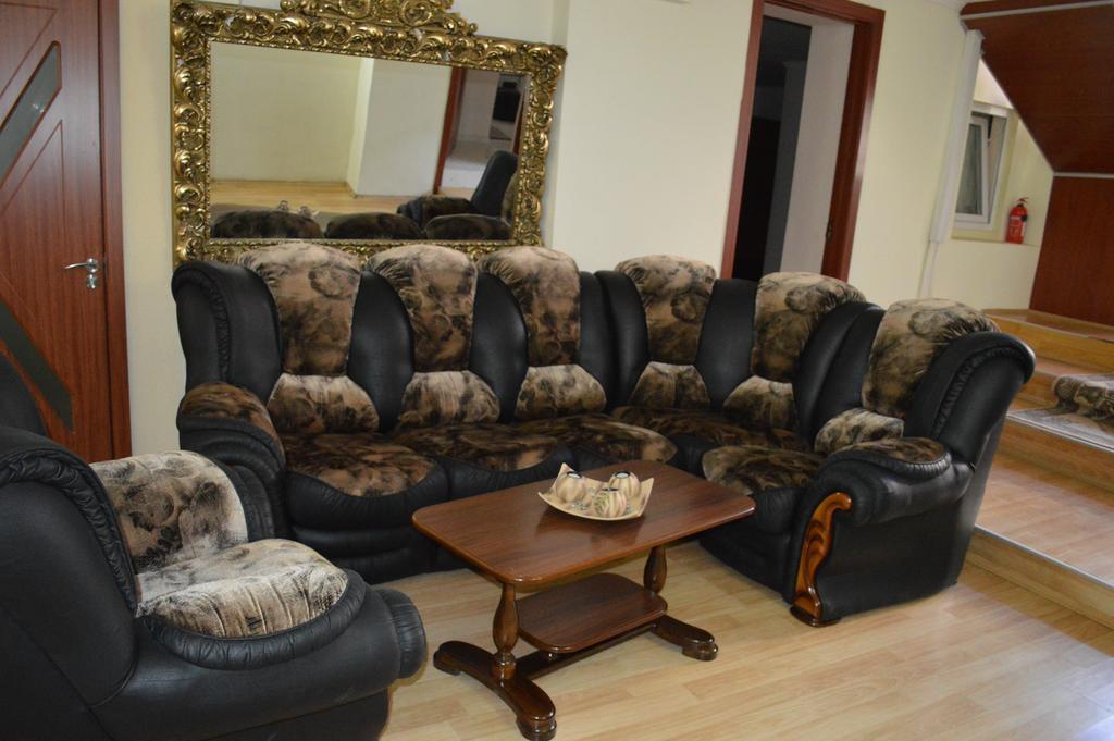 Paradise Hotel Τυφλίδα Εξωτερικό φωτογραφία