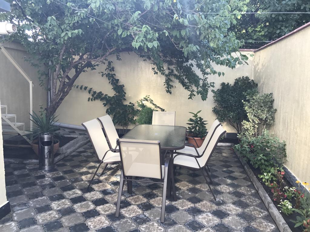 Paradise Hotel Τυφλίδα Εξωτερικό φωτογραφία