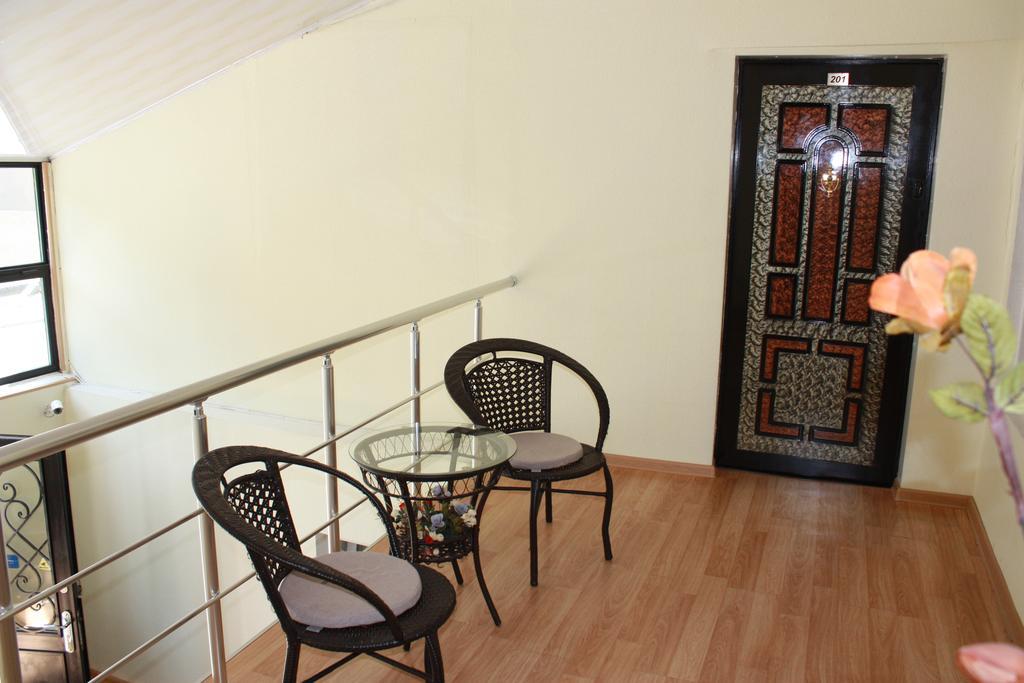 Paradise Hotel Τυφλίδα Εξωτερικό φωτογραφία