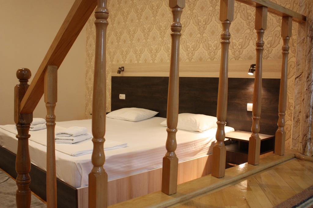 Paradise Hotel Τυφλίδα Εξωτερικό φωτογραφία