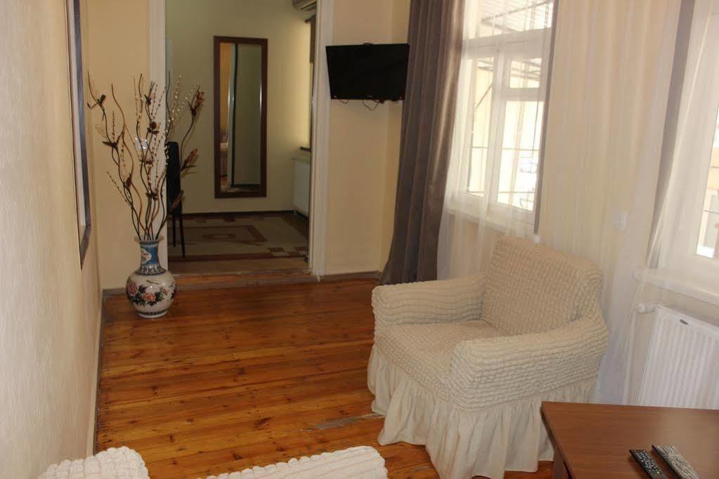 Paradise Hotel Τυφλίδα Εξωτερικό φωτογραφία