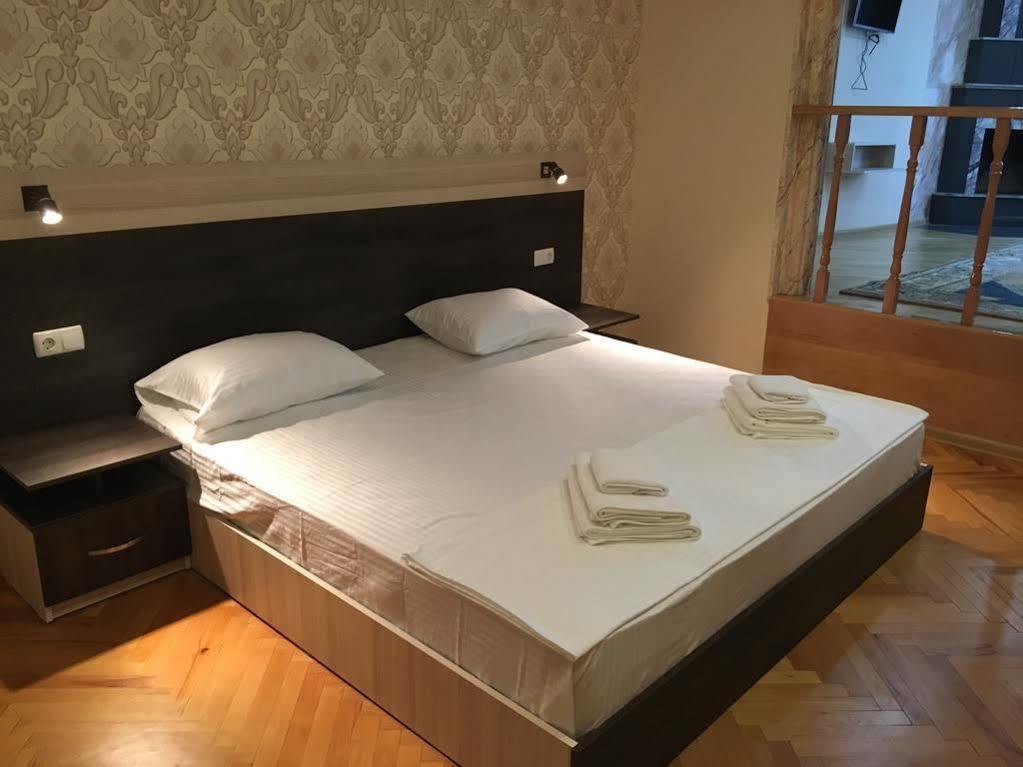 Paradise Hotel Τυφλίδα Εξωτερικό φωτογραφία